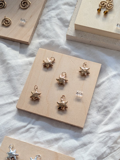 Steren Charm Bronze